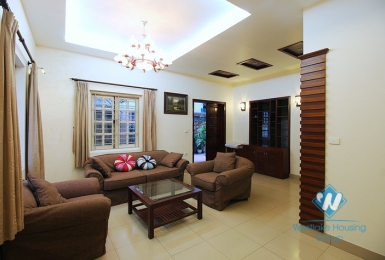 A good price 4 bedroom house for rent in Tay Ho street